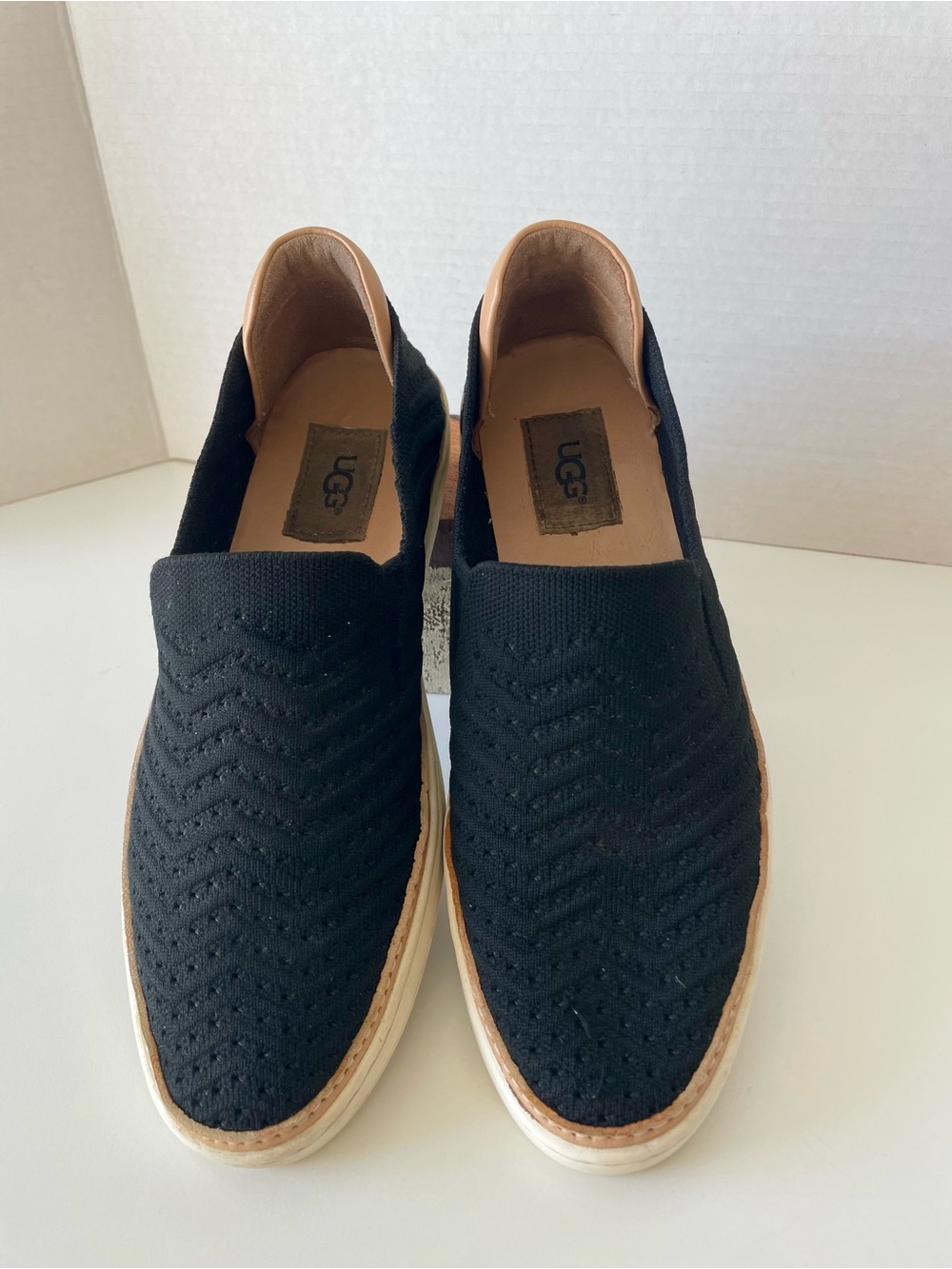 UGG Black Sammy Chevron Knit Slip On Loafer Shoes Womens US 8 / EU 39